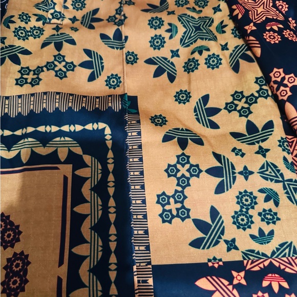 Adidas Yara Sahidi pants L - Picture 2 of 6